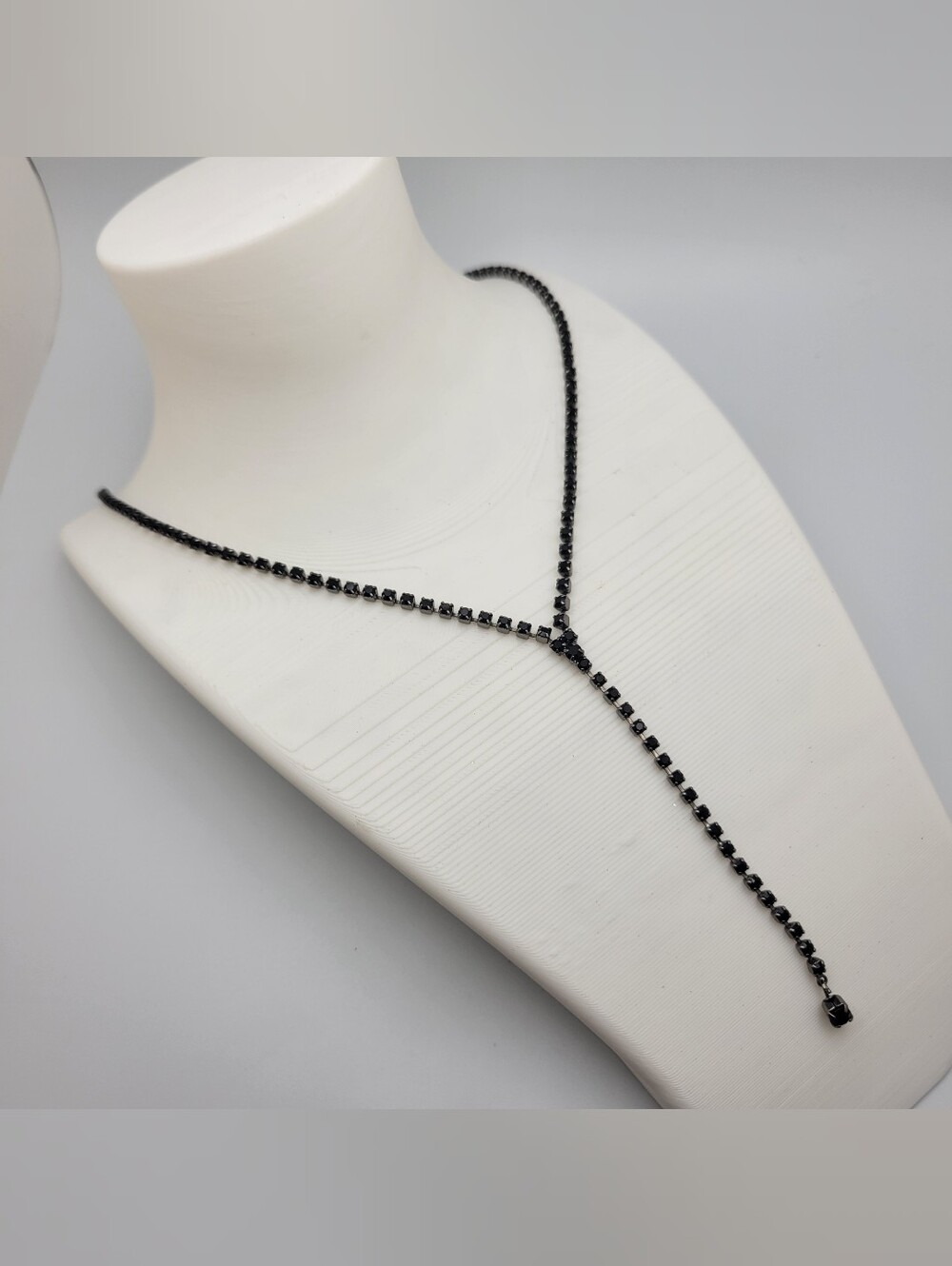 LC Liz Claiborne Black Rhinestone Y-Drop Necklace